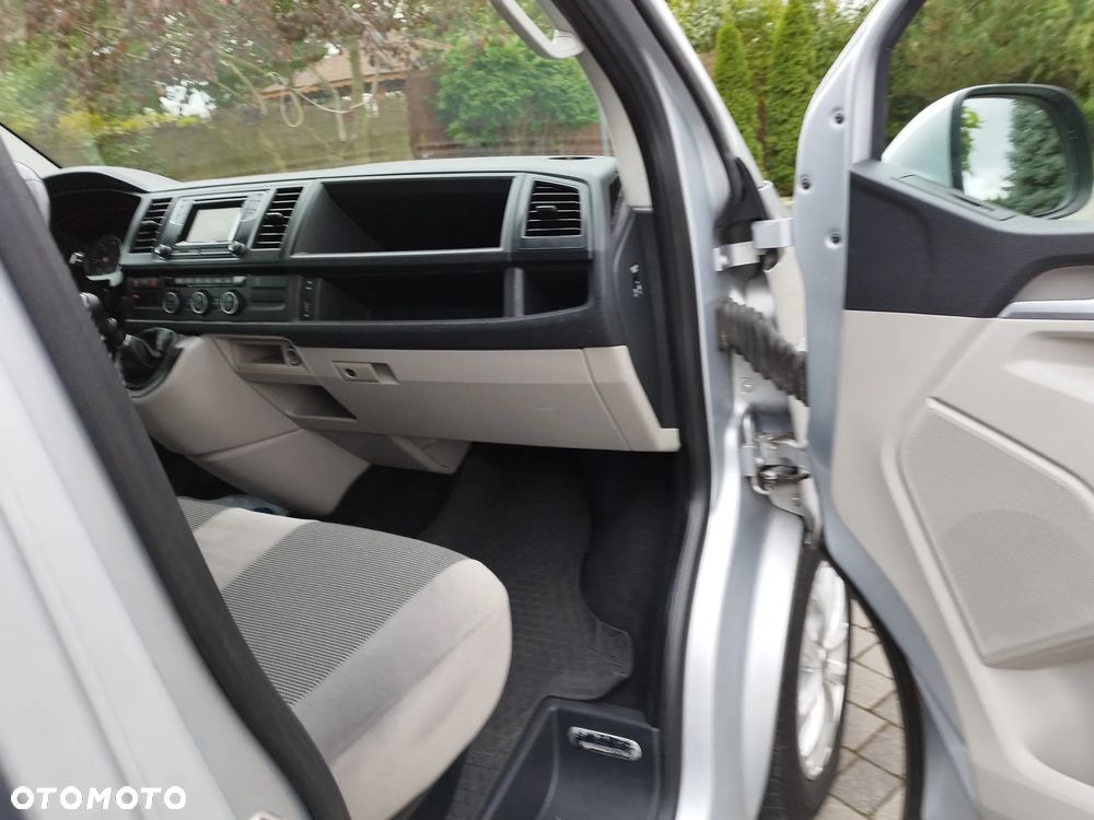 Volkswagen Caravelle 6.1 2.0 TDI L1 Comfortline 4Motion - 14
