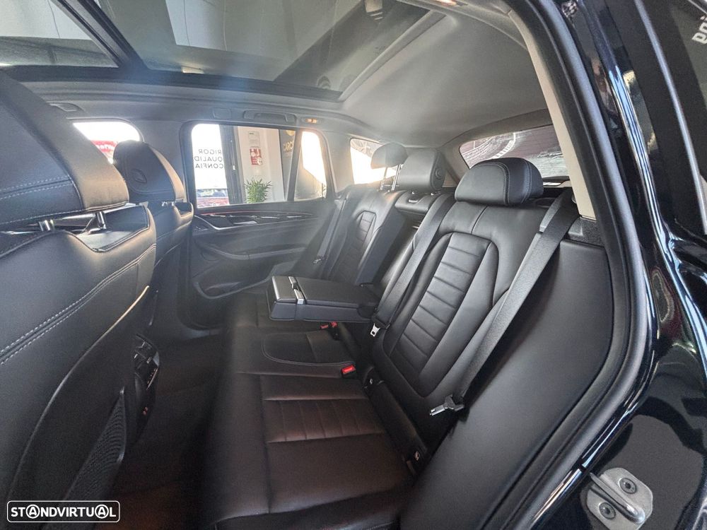 BMW iX3 Inspiring - 18