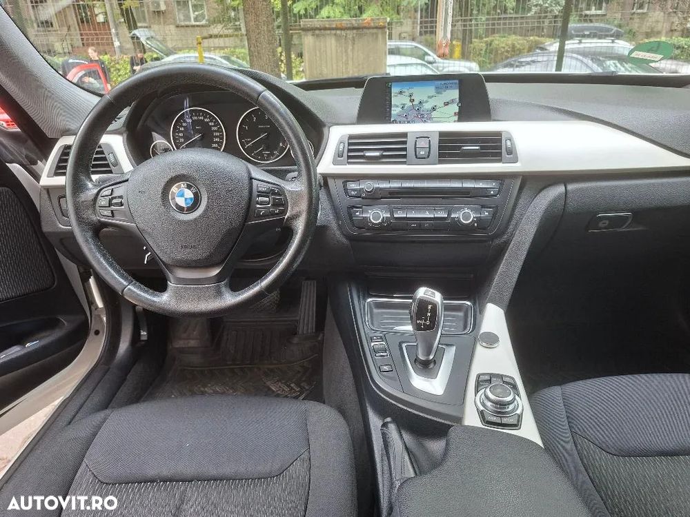 BMW Seria 3 320d GT Sport-Aut. Sport Line - 7