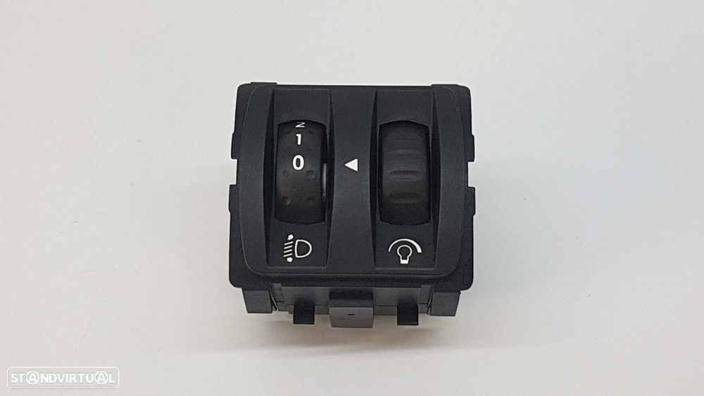 CONTROLE DE AJUSTE DE LUZES RENAULT CLIO IV BUSINESS - 1