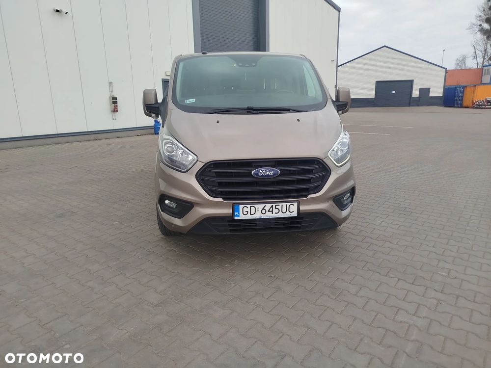 Ford Transit Custom 9 osobowy - 14