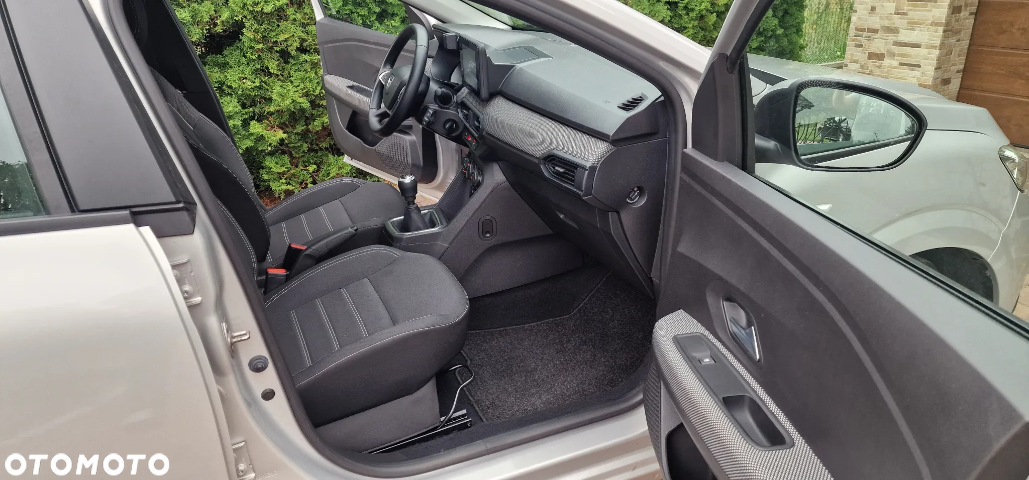 Dacia Sandero - 9