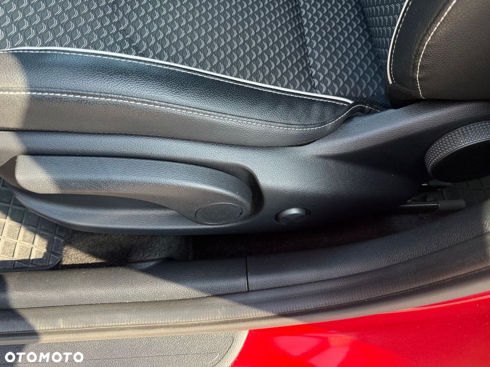 Kia Ceed 1.5 T-GDI Tribute DCT - 15