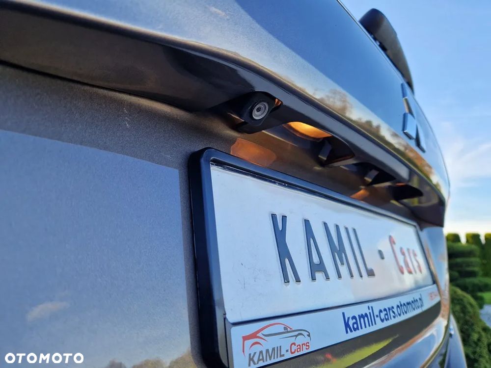 Mitsubishi Outlander 2.0 2WD SUV-Star - 36