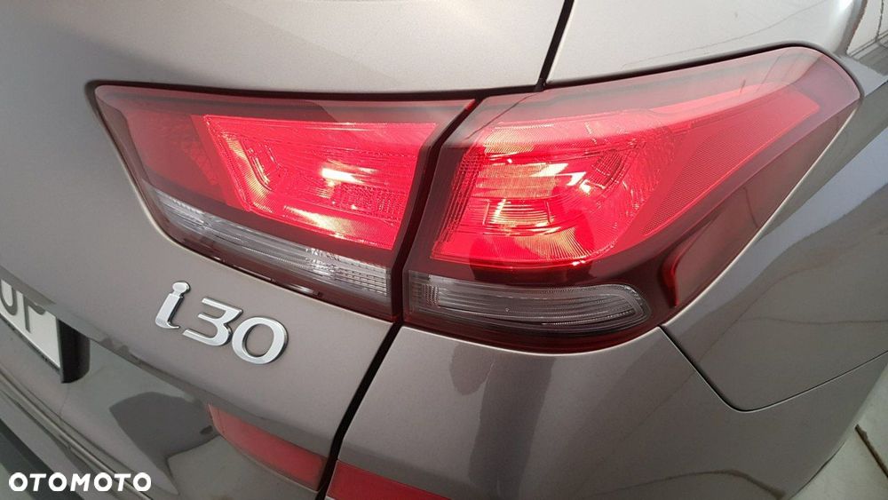 Hyundai i30 - 16