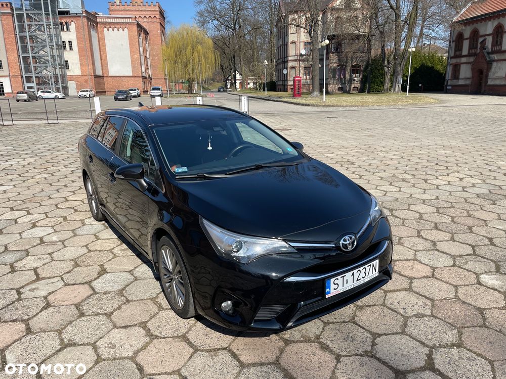 Toyota Avensis 1.8 Premium MS - 2