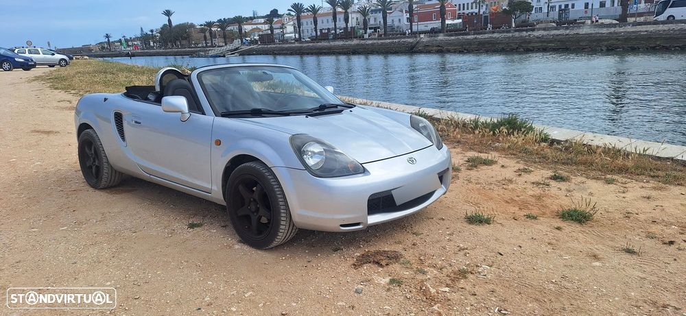 Toyota MR2 Roadster - 2