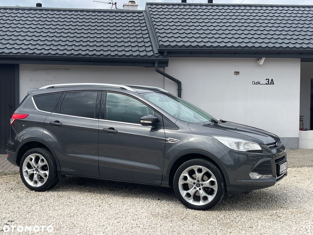 Ford Kuga - 12