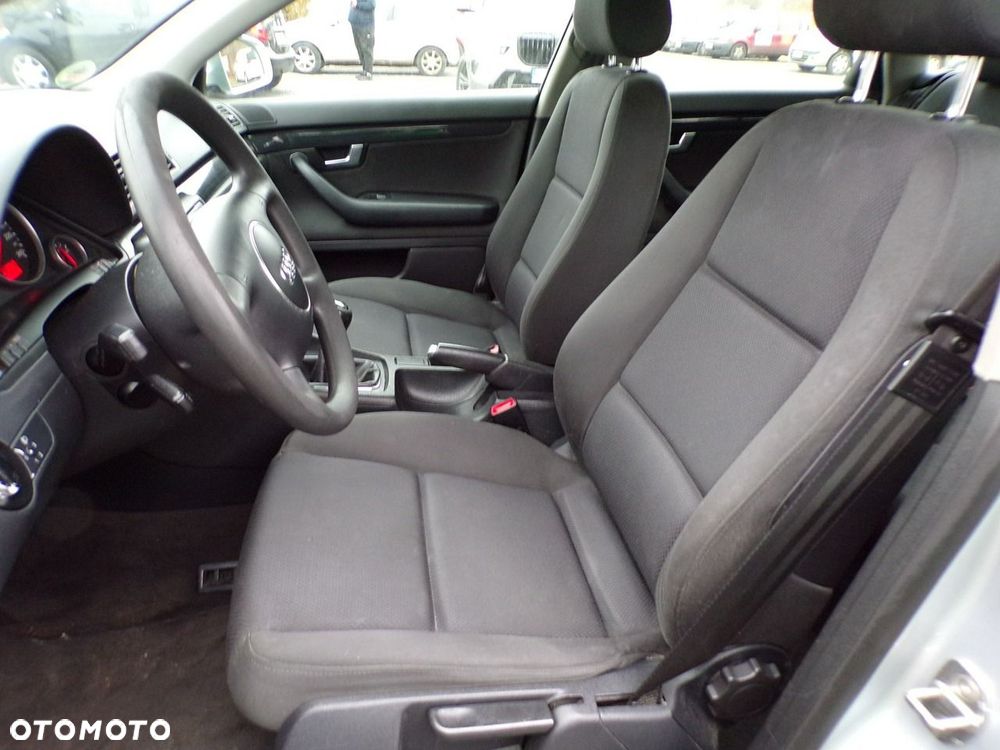 Audi A4 Avant - 16