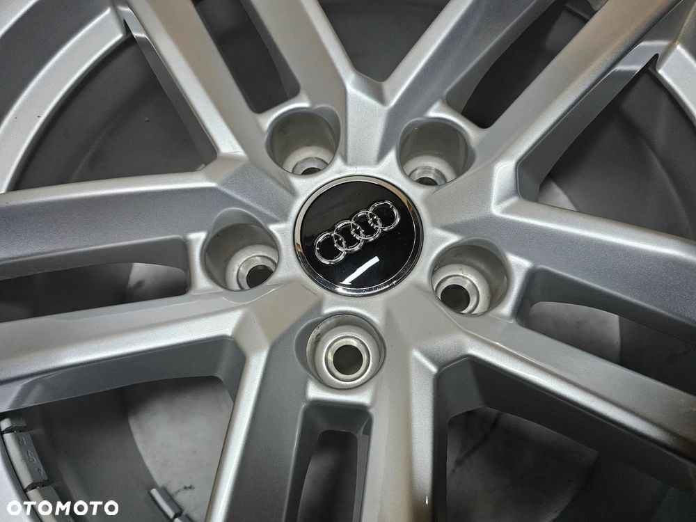 Felgi 17 Audi A4 S4 8W0601025E 7,5x17 ET38 - 4