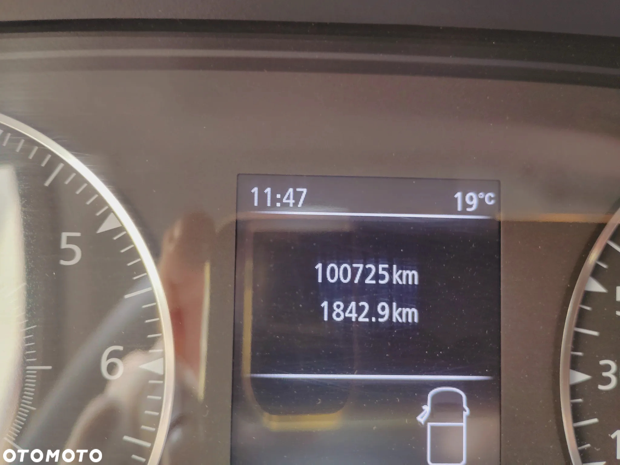 Nissan NV400 - 19