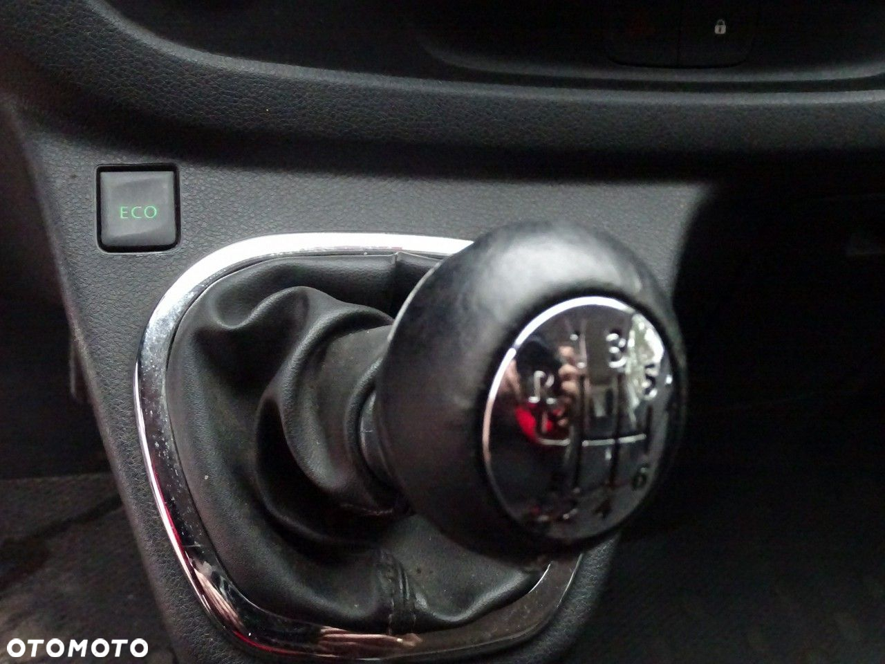 Renault Trafic - 13