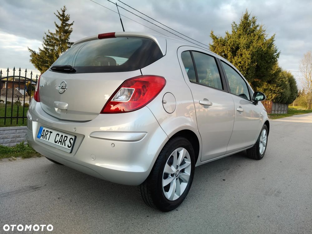 Opel Corsa 1.4 16V Energy - 3
