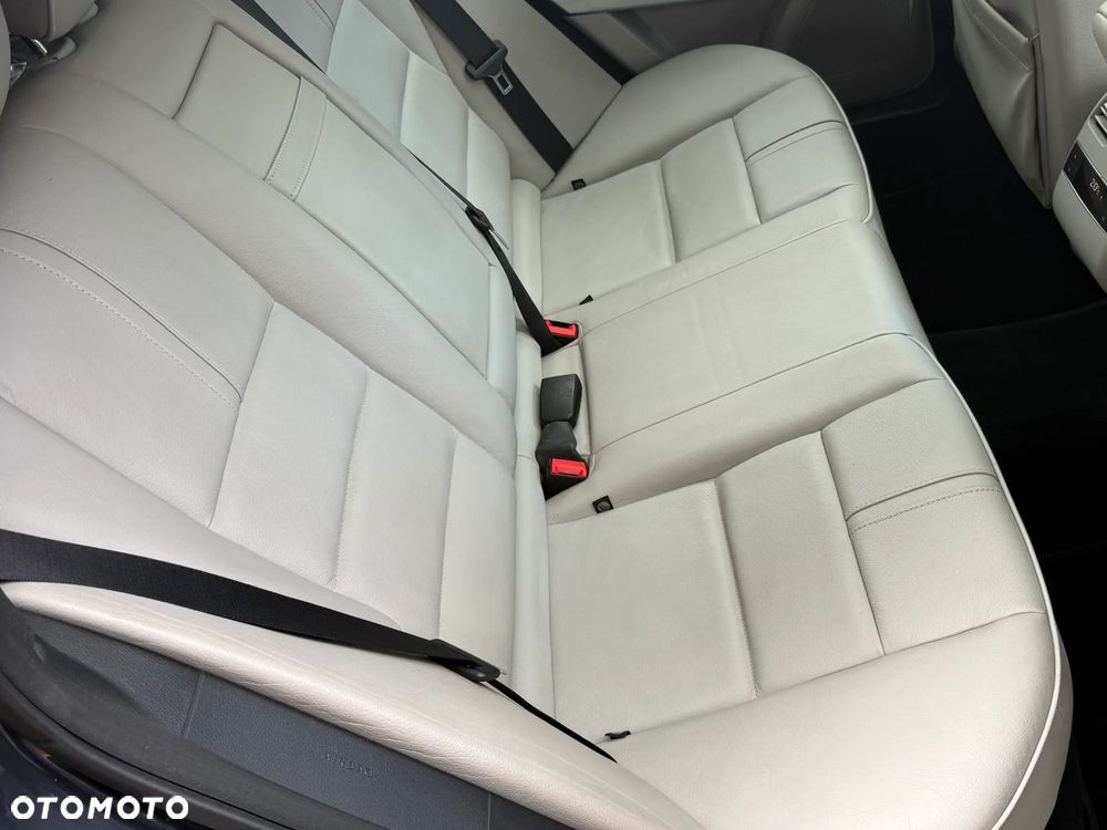 Mercedes-Benz GLK 320 CDI 4-Matic - 26