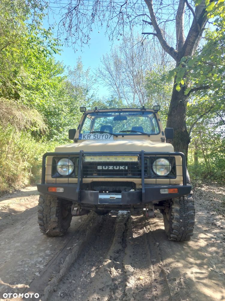 Suzuki Samurai - 3