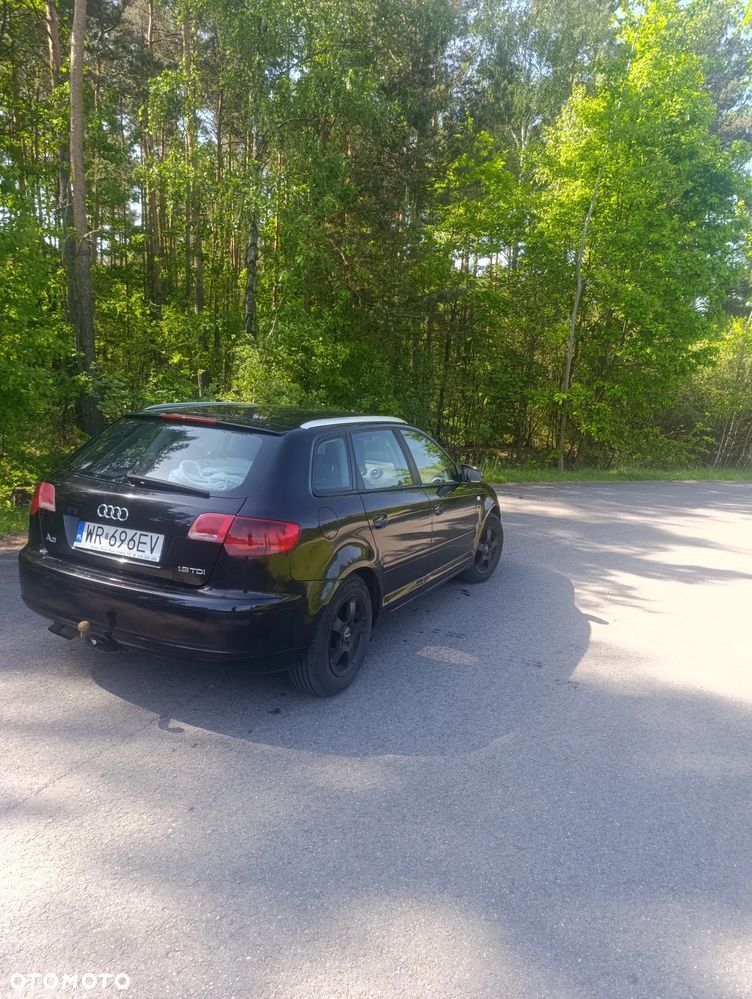 Audi A3 Sportback - 8