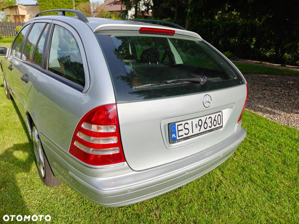 Mercedes-Benz Klasa C 220 T CDI Avantgarde - 13