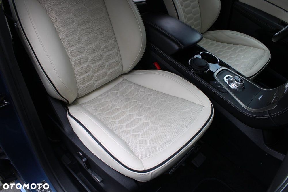 Ford S-Max - 19