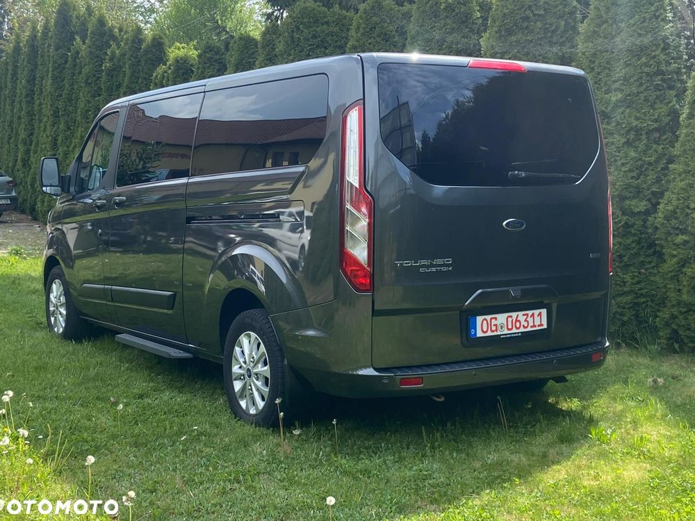 Ford Tourneo Custom - 7