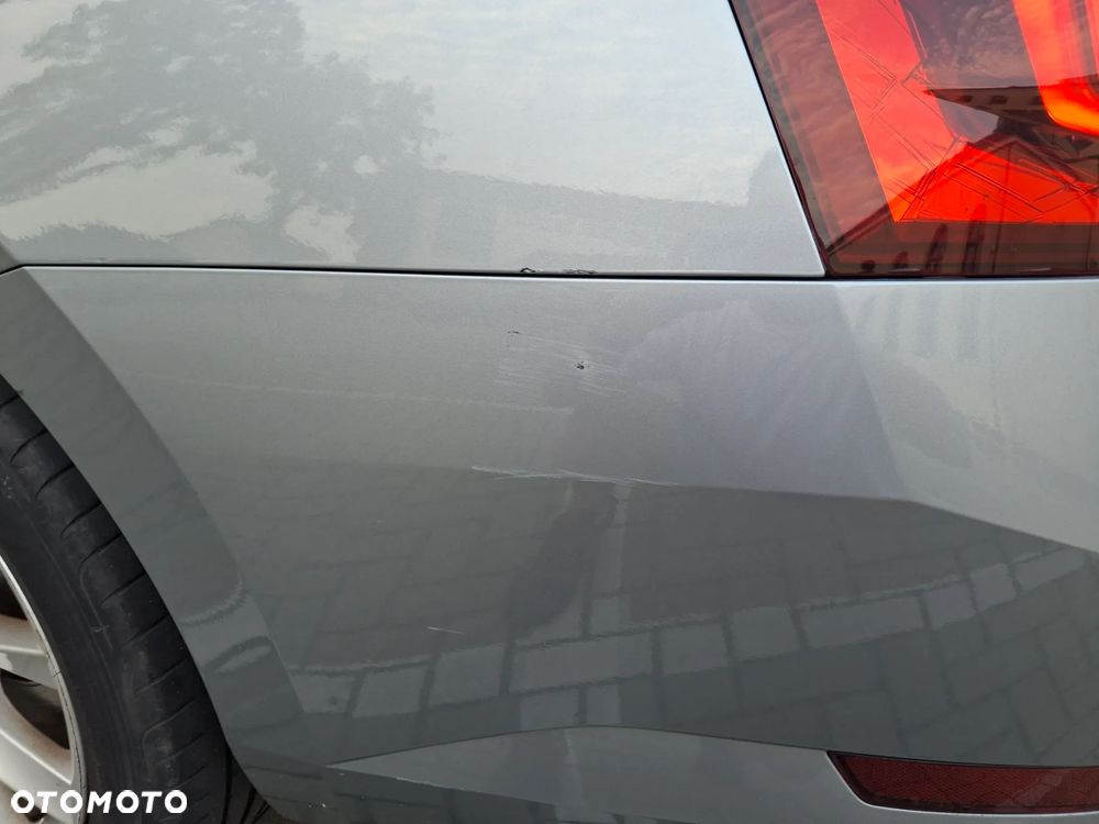 Skoda Superb 2.0 TDI 4x4 Style DSG - 10