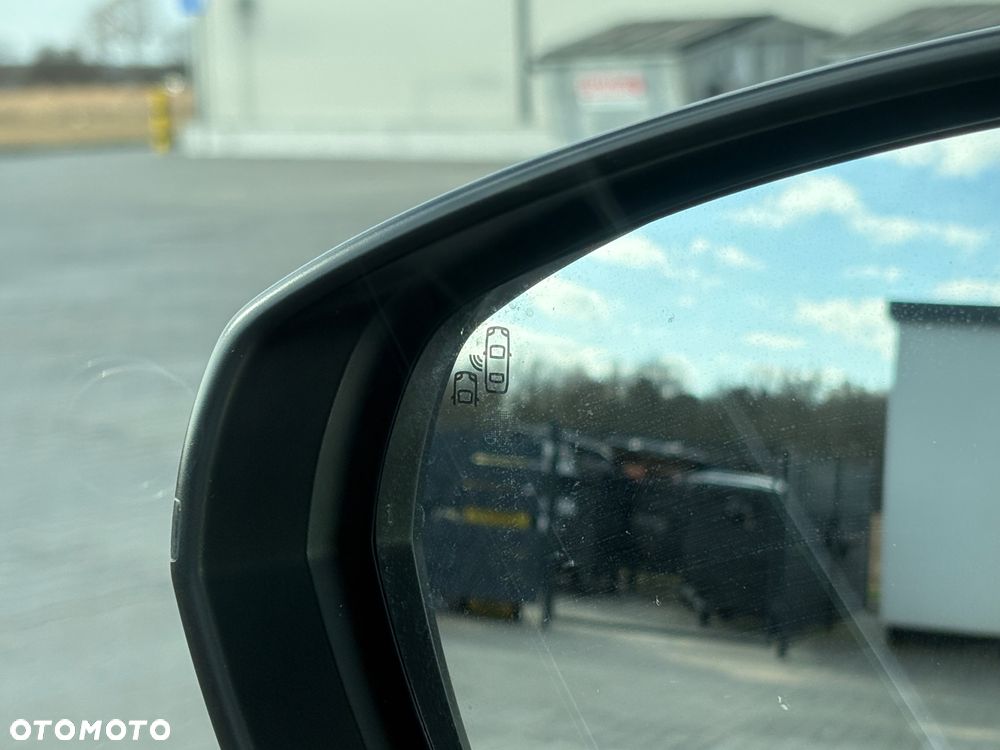 Peugeot 3008 PureTech 130 Stop & Start GPF EAT8 Allure - 28