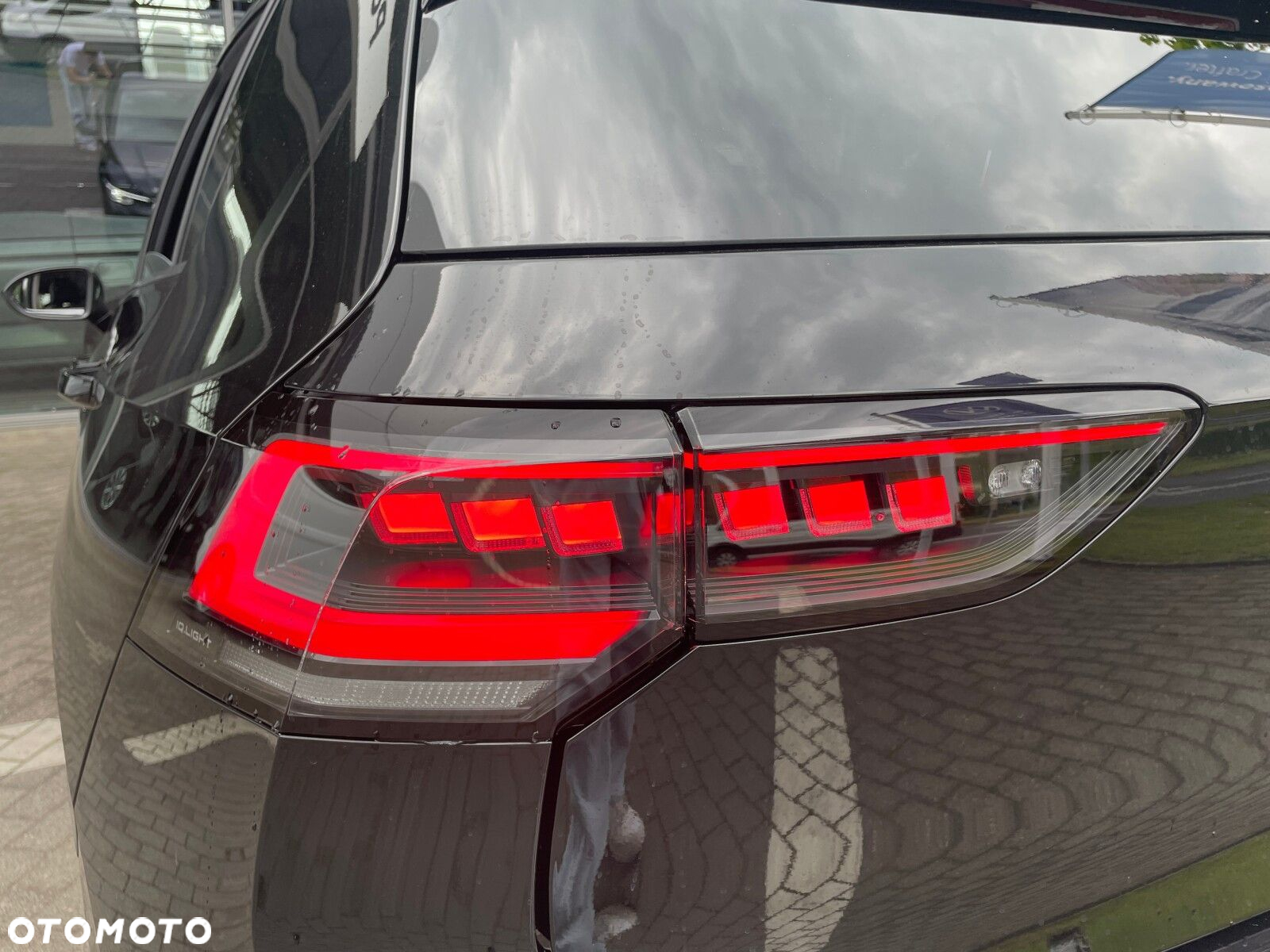 Volkswagen Golf - 33