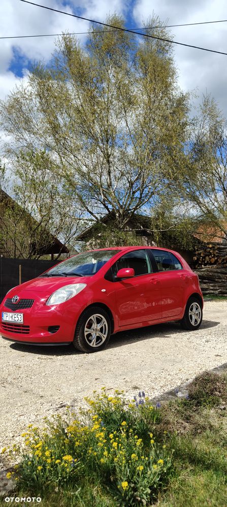 Toyota Yaris 1.3 - 13