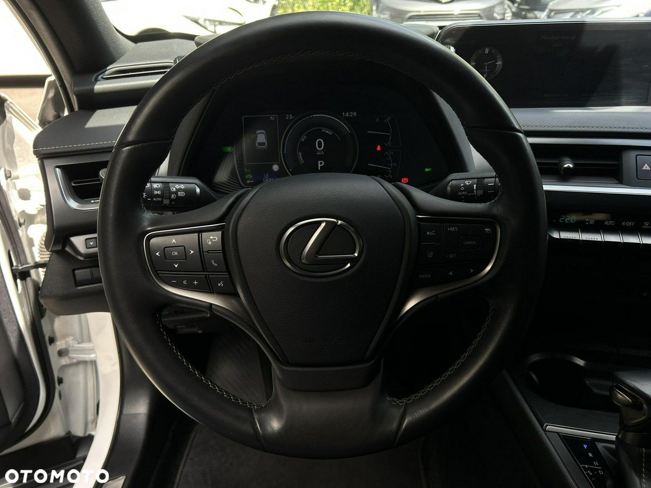 Lexus UX - 11
