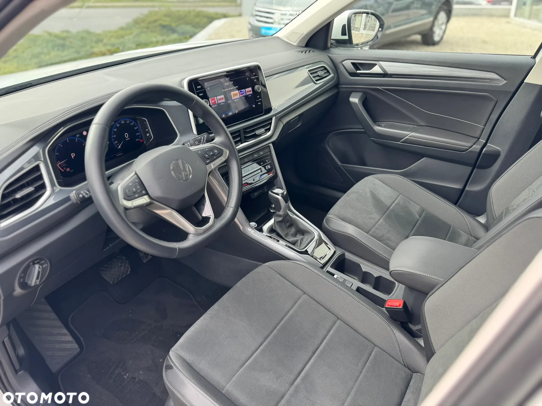 Volkswagen T-Roc 1.5 TSI Style DSG - 13