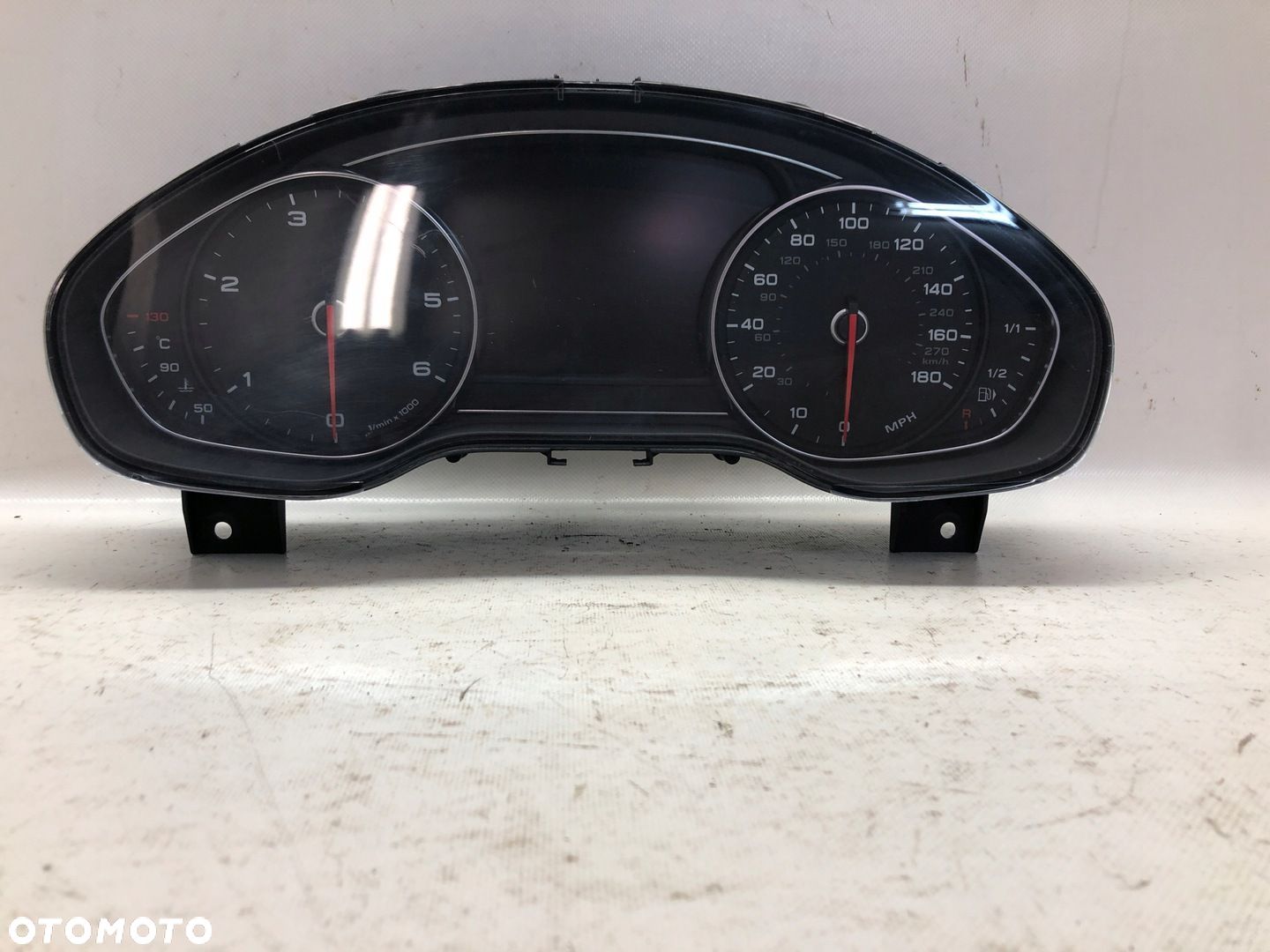 LICZNIK ZEGARY AUDI A8 D4 3.0 TDI 4H0920910F - 1