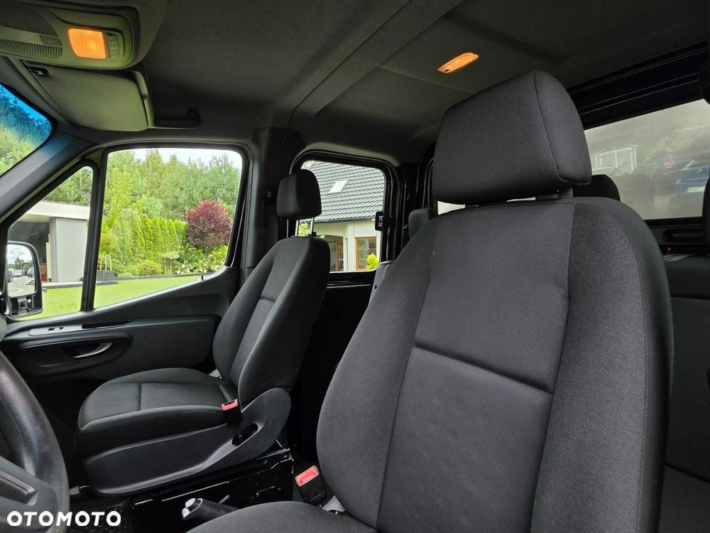 Mercedes-Benz Sprinter - 8