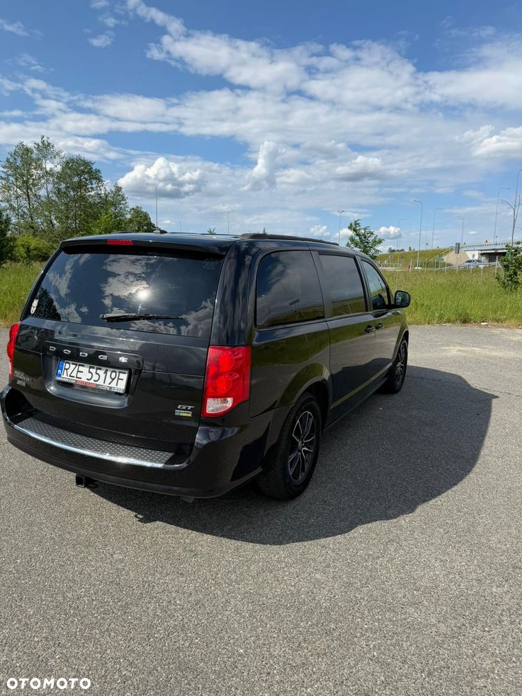 Dodge Grand Caravan 3.6 R/T - 3