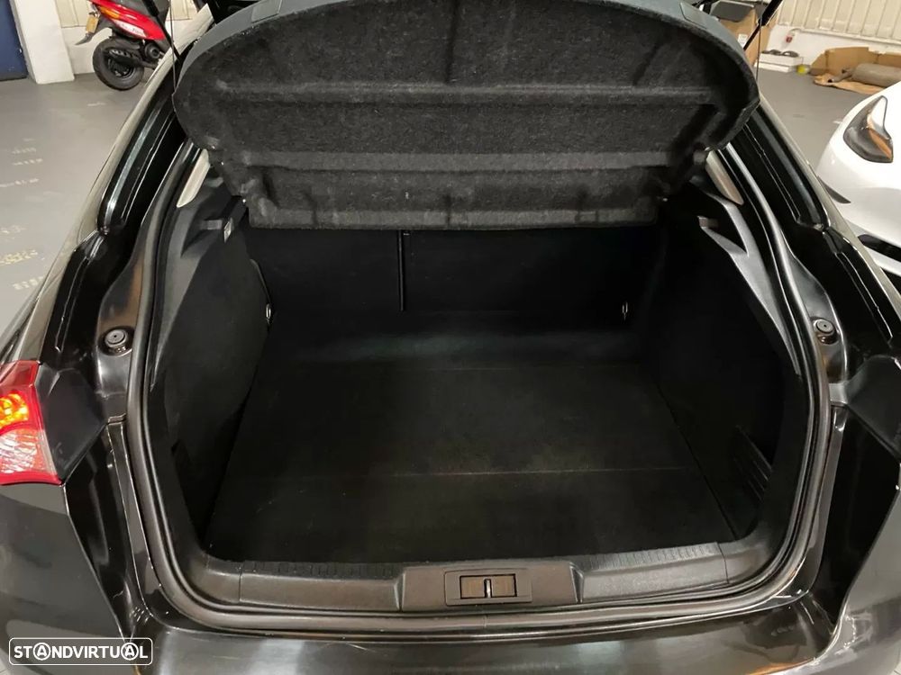 Renault Laguna 1.5 dCi Black Line - 19