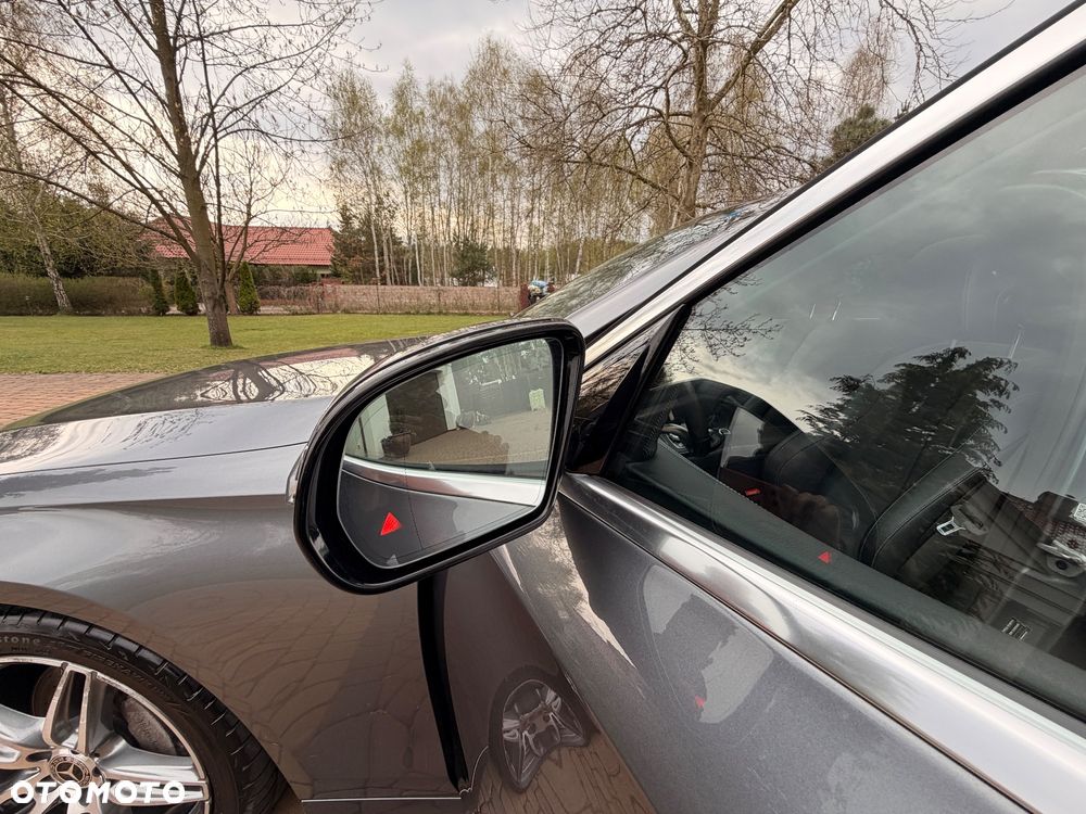 Mercedes-Benz Klasa E - 15