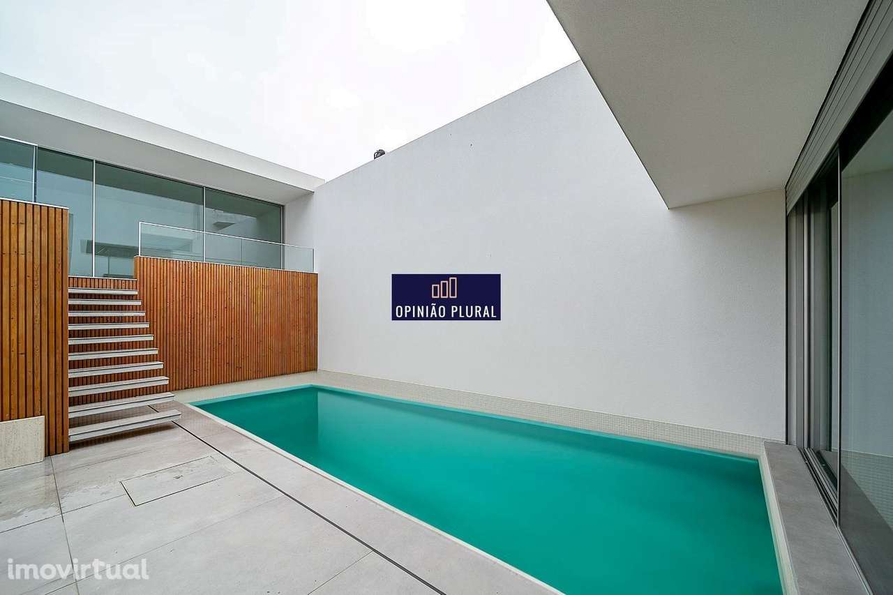 T4 Espaçosa com Escritório e Piscina Pronta a Habitar - Grande imagem: 2/40