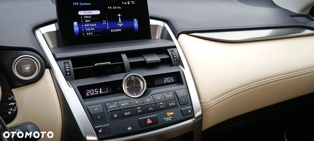 Lexus NX 200t Elegance AWD - 26