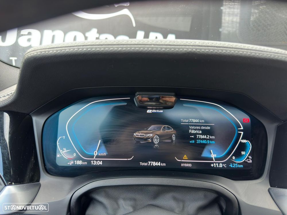 BMW 330 e Aut. Luxury Line - 26