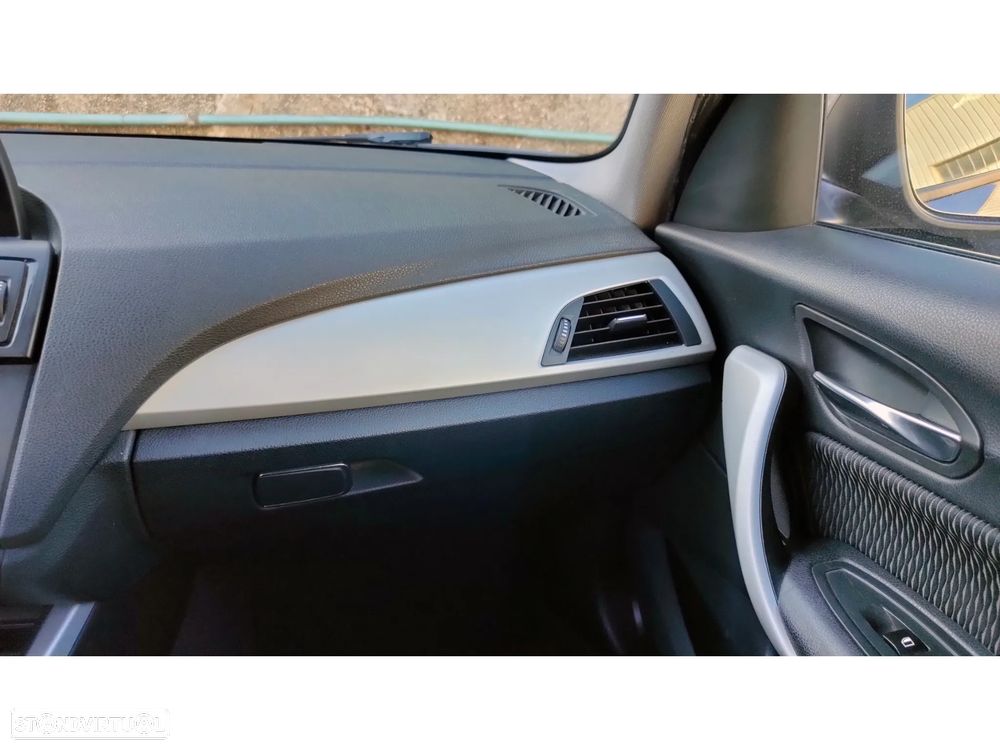 BMW 116 d EfficientDynamics Edition - 17