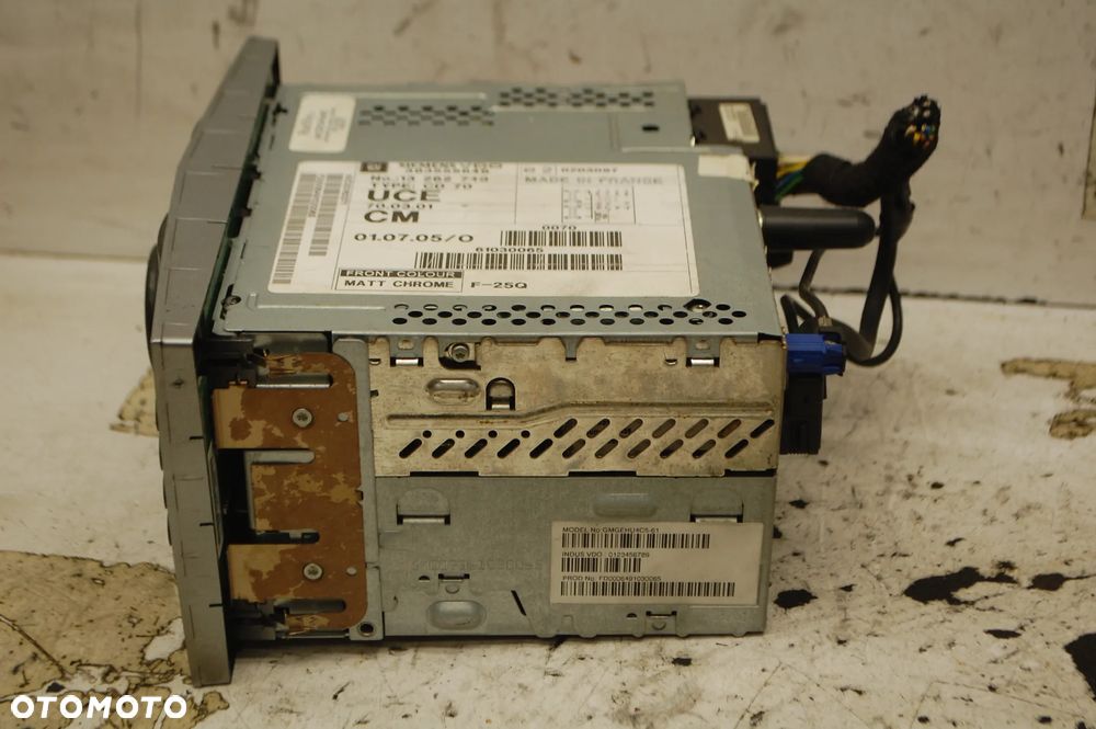 RADIO FABRYCZNE OPEL ASTRA III H 13262749 + EKRAN + PŁYTKA NAWIGACJI 13111163 - 2