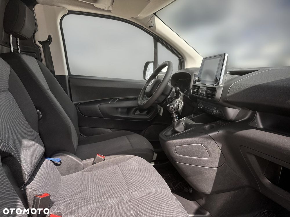 Toyota PROACE CITY - 12