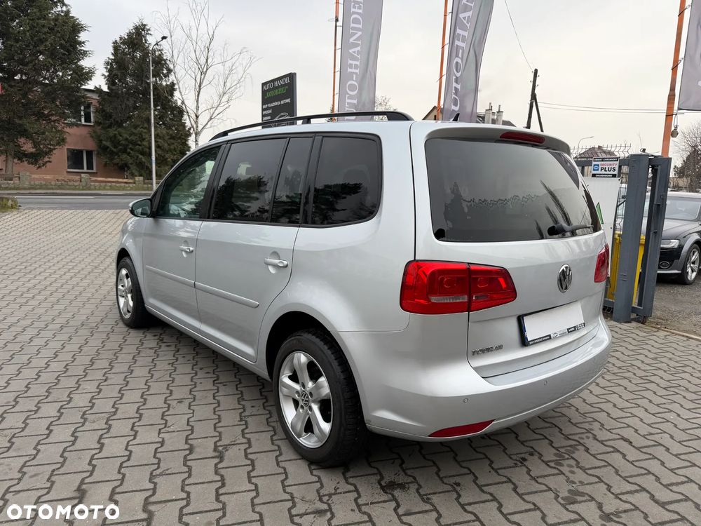 Volkswagen Touran 1.2 TSI Comfortline - 6