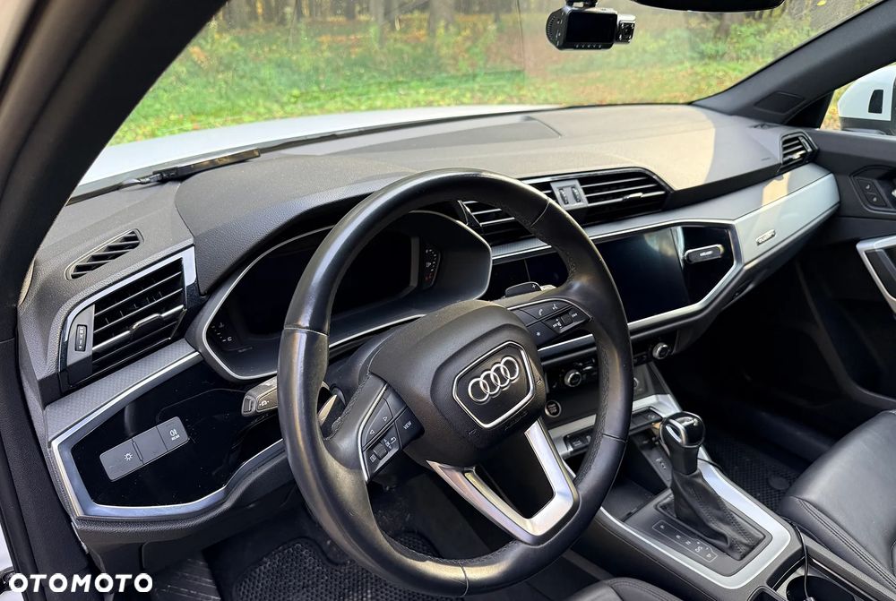 Audi Q3 - 12