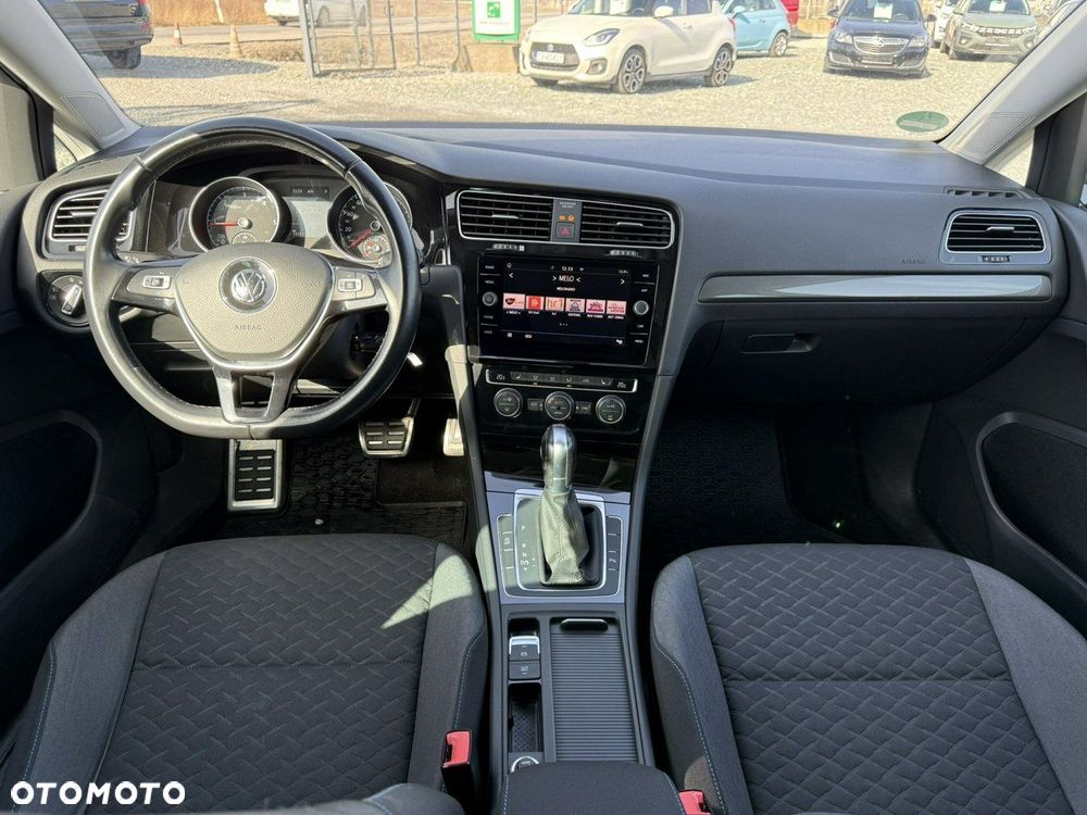 Volkswagen Golf Variant 1.6 TDI SCR DSG Join - 4
