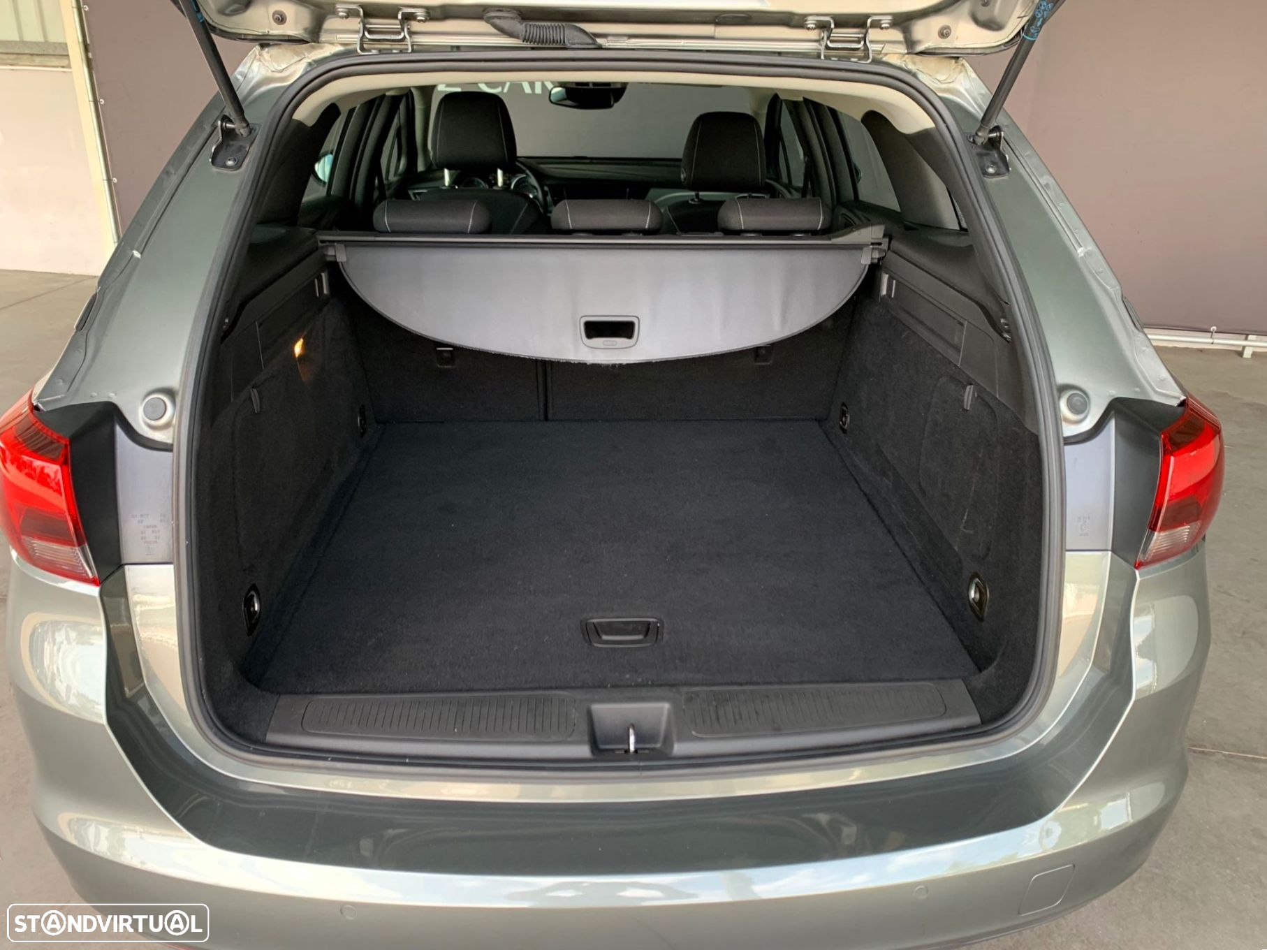Opel Astra Sports Tourer 1.5 D Business Edition S/S - 11