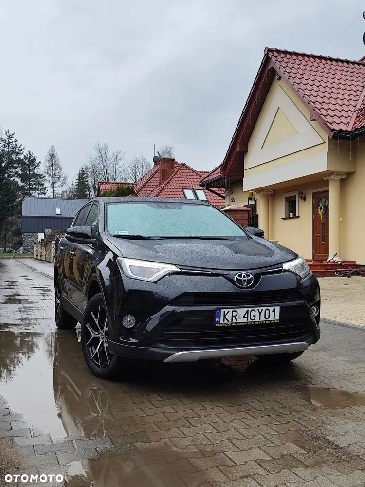 Toyota RAV4 2.0 D-4D Prestige 4x2 - 5