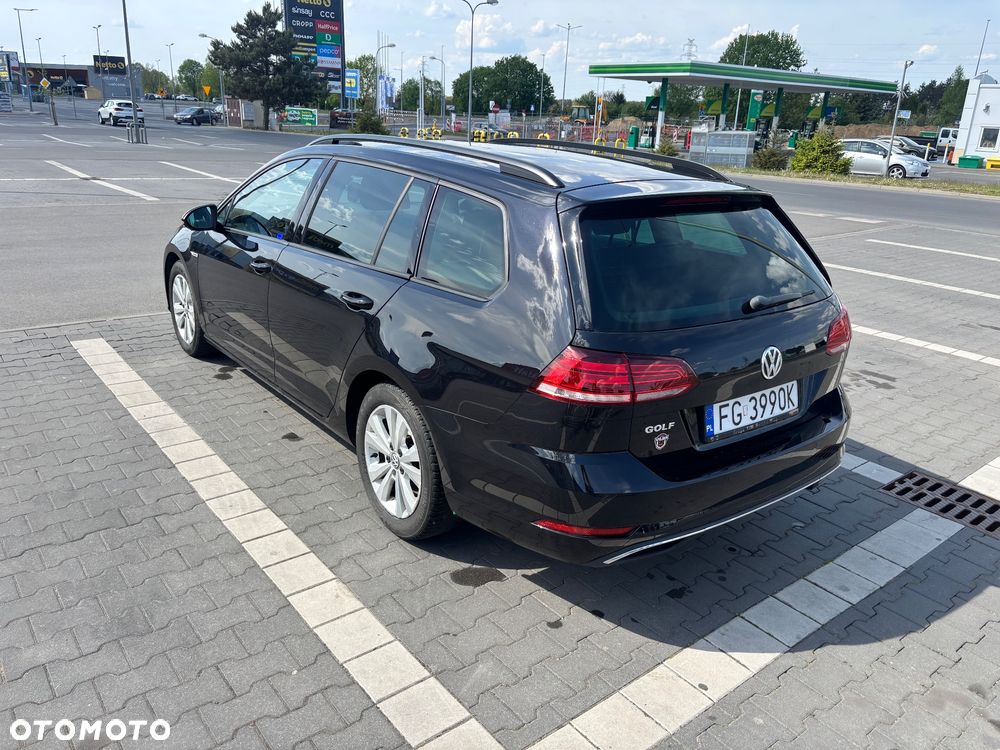 Volkswagen Golf 1.5 TSI BMT Comfortline DSG - 4
