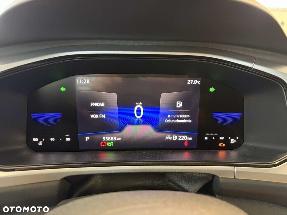 Volkswagen T-Roc 1.5 eTSI Life DSG - 9