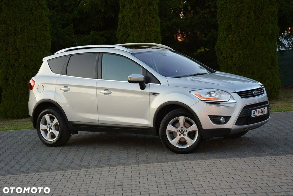 Ford Kuga 2.0 TDCi 4x4 Titanium - 9