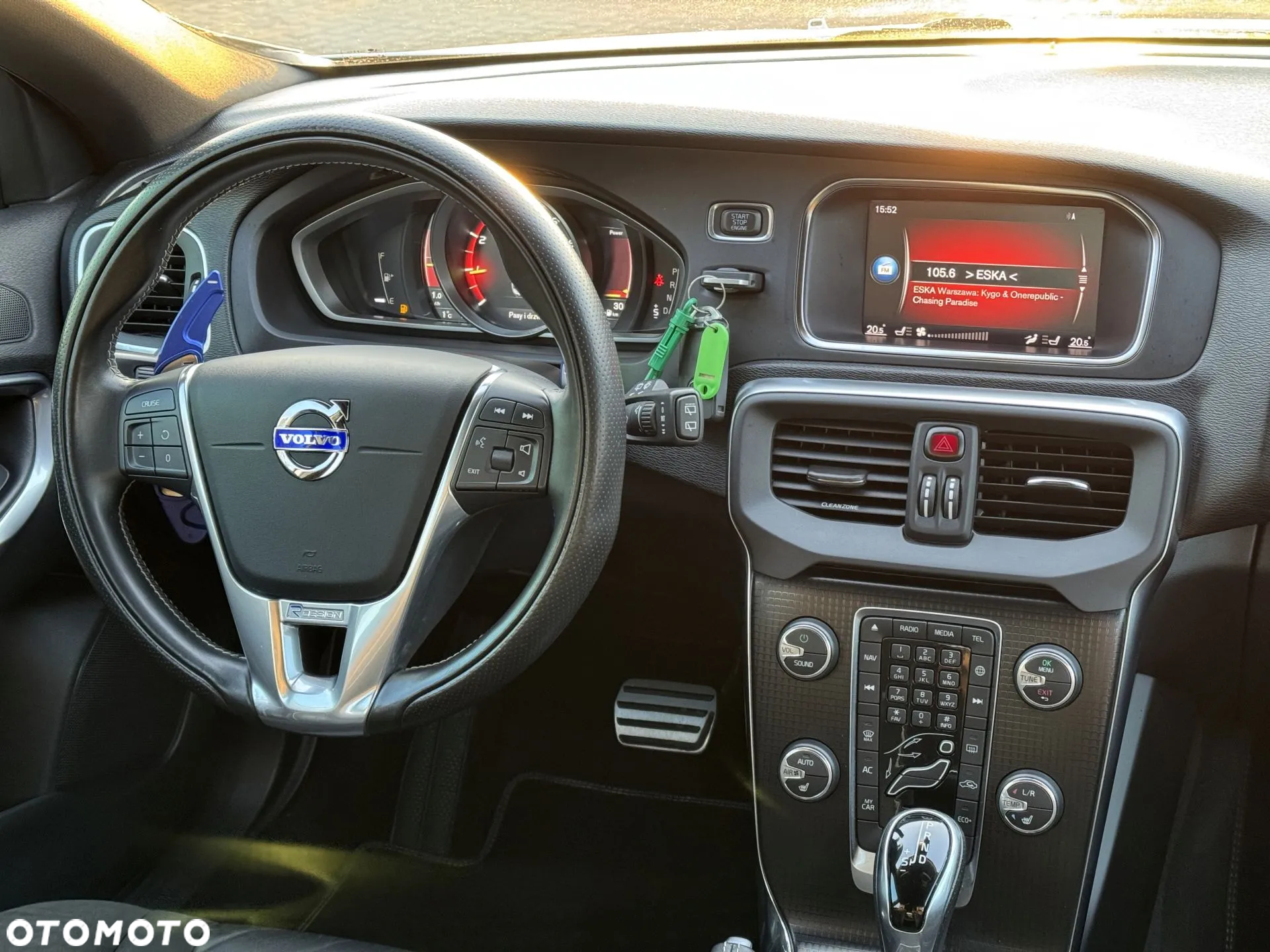 Volvo V40 T5 Geartronic RDesign - 16