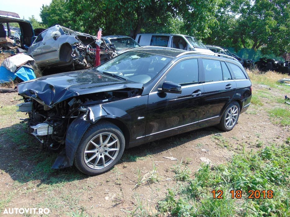Dezmembrez Mercedes C Class W204 combi motor 2.2cdi cutie automata - 1